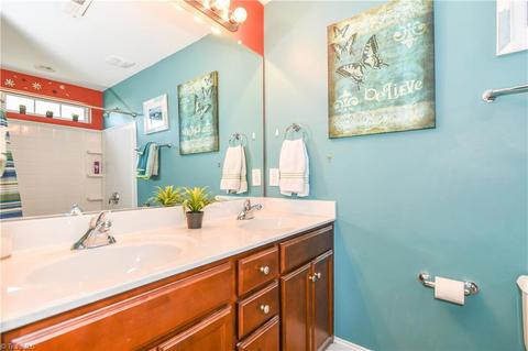 3767 Shadow Ridge Dr, High Point, NC 27265 photo 17