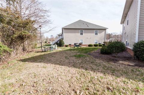 2660 Ingleside Dr #2D, High Point, NC 27265 photo 18
