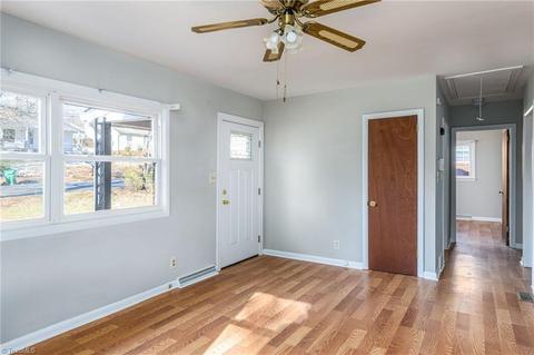 1010 Grant St, High Point, NC 27262 photo 4