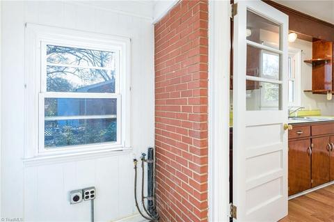 1010 Grant St, High Point, NC 27262 photo 12