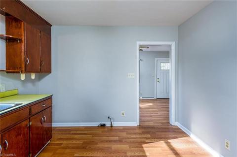 1010 Grant St, High Point, NC 27262 photo 7