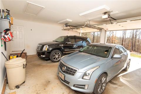 2236 Old Highway 60, Purlear, NC 28665 photo 23