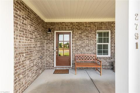 2791 Bartlett Ln, Clemmons, NC 27012 photo 2