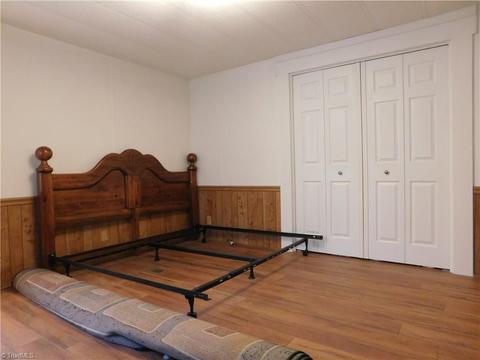 1070 Gutter Rd, Walnut Cove, NC 27052 photo 9