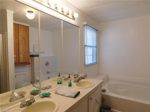 1070 Gutter Rd, Walnut Cove, NC 27052 photo 10