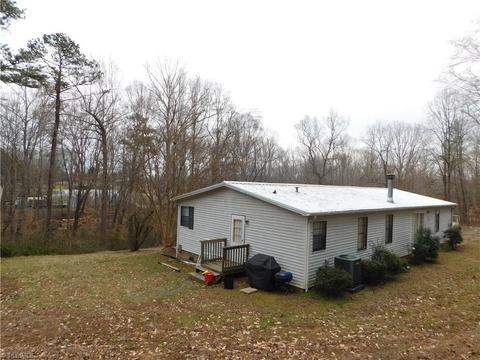 1070 Gutter Rd, Walnut Cove, NC 27052 photo 20