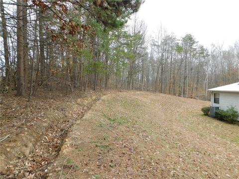 1070 Gutter Rd, Walnut Cove, NC 27052 photo 19