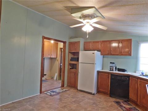 1070 Gutter Rd, Walnut Cove, NC 27052 photo 14