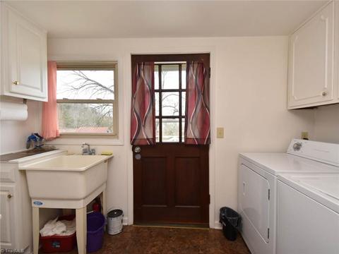 5707 Summit Ave, Browns Summit, NC 27214 photo 15