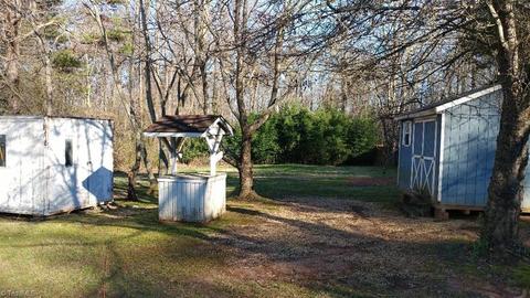 211 Barney Rd, High Point, NC 27265 photo 2