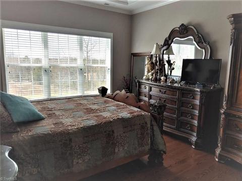 156 Mollie Rd, Harmony, NC 28634 photo 9