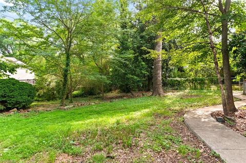 1111 Forest Hill Dr, High Point, NC 27262 photo 26