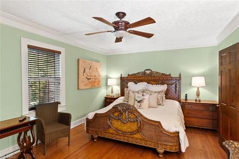 1111 Forest Hill Dr, High Point, NC 27262 photo 14