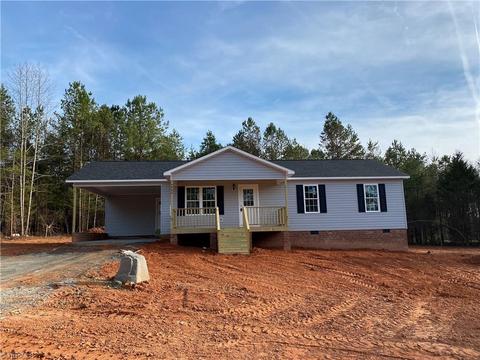 4939 Covered Bridge Rd, Trinity, NC 27370 photo 1