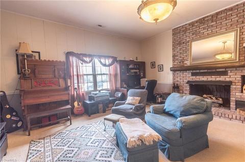 110 Pine St, King, NC 27021 photo 7