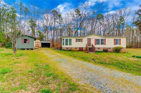 5844 Huckleberry Ln, Trinity, NC 27370 photo 4