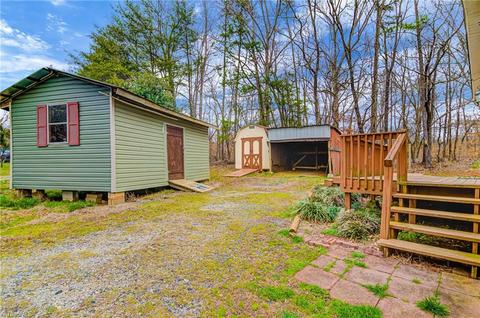 5844 Huckleberry Ln, Trinity, NC 27370 photo 28