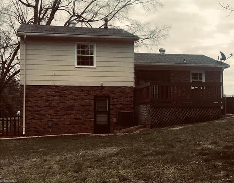 131 Hampton Dr, High Point, NC 27265 photo 3