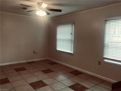 131 Hampton Dr, High Point, NC 27265 photo 15