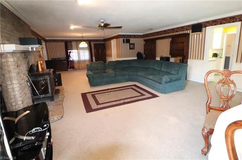 1222 Cedrow Dr, High Point, NC 27260 photo 9