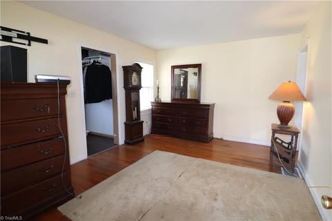 1222 Cedrow Dr, High Point, NC 27260 photo 3