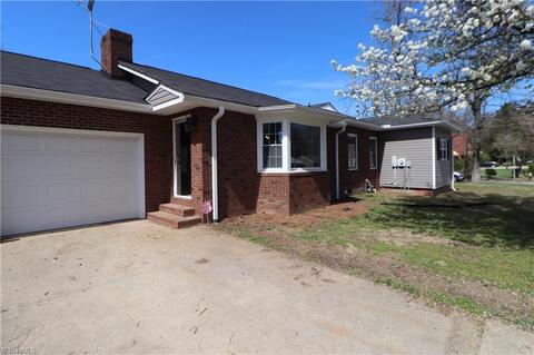 1222 Cedrow Dr, High Point, NC 27260 photo 19