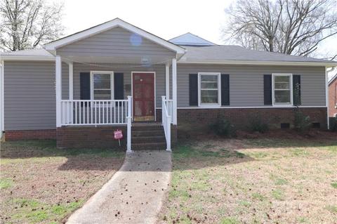 1222 Cedrow Dr, High Point, NC 27260 photo 1