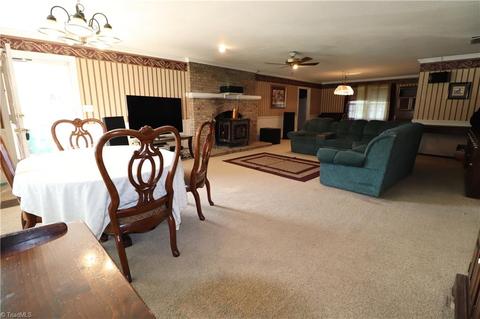 1222 Cedrow Dr, High Point, NC 27260 photo 12