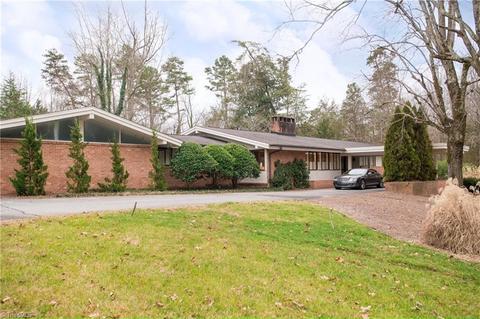 402 Shadow Valley Rd, High Point, NC 27262 photo 29