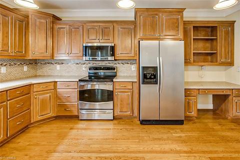 124 Cedar Run Dr, Randleman, NC 27317 photo 9