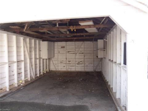 1005 Burton Ave, High Point, NC 27265 photo 10