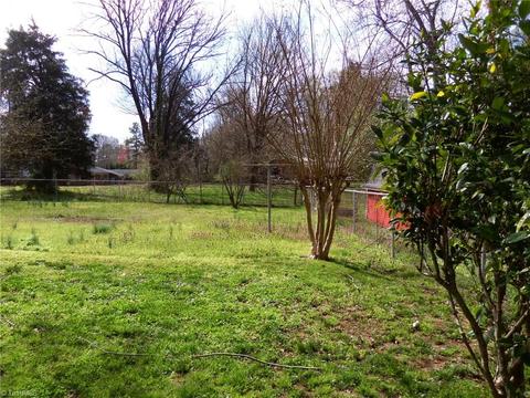 1005 Burton Ave, High Point, NC 27265 photo 7