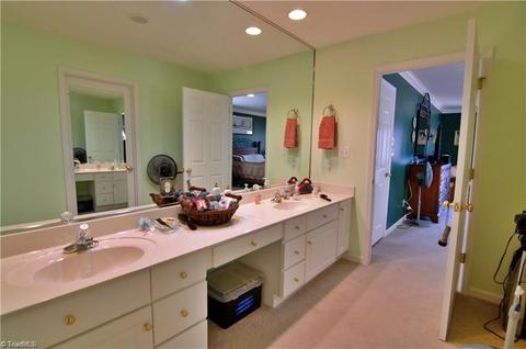 264 Mountain Shore Dr, Denton, NC 27239 photo 17
