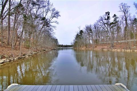 264 Mountain Shore Dr, Denton, NC 27239 photo 6