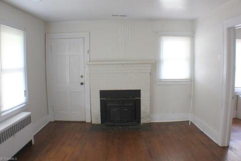711 N Main St, Dobson, NC 27017 photo 9