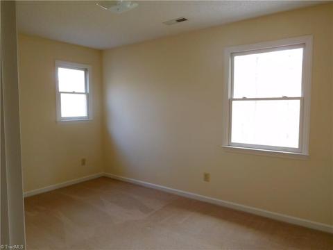 5273 Bridge Pointe Dr, Clemmons, NC 27012 photo 17