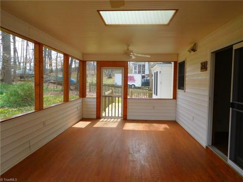 5273 Bridge Pointe Dr, Clemmons, NC 27012 photo 5