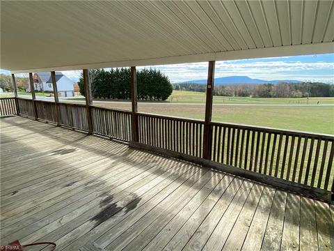 5035 Mcdaniel Rd, Pilot Mountain, NC 27041 photo 15