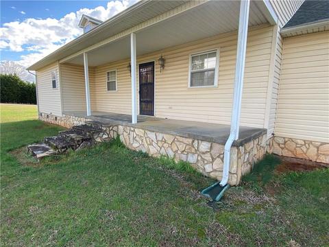 5035 Mcdaniel Rd, Pilot Mountain, NC 27041 photo 12