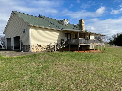 5035 Mcdaniel Rd, Pilot Mountain, NC 27041 photo 14