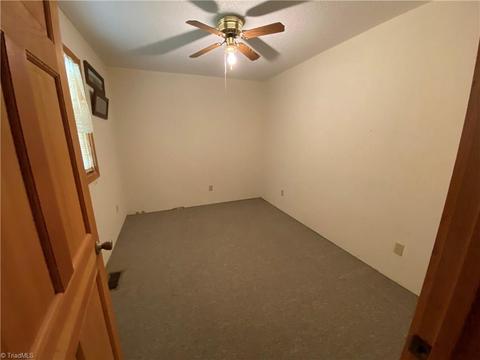 5035 Mcdaniel Rd, Pilot Mountain, NC 27041 photo 16