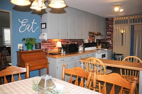 1103 Fields St, Eden, NC 27288 photo 4