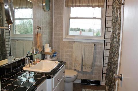 1103 Fields St, Eden, NC 27288 photo 15