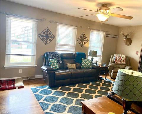 1103 Fields St, Eden, NC 27288 photo 8