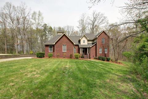 104 Colleton Pl, Salisbury, NC 28146 photo 2