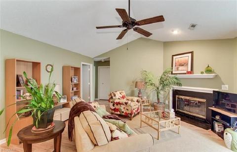 3208 Pipers Way, High Point, NC 27265 photo 4