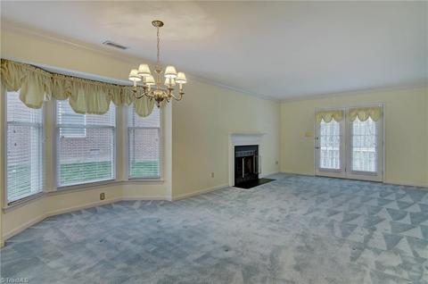 1716 Ternberry Rd, High Point, NC 27262 photo 4