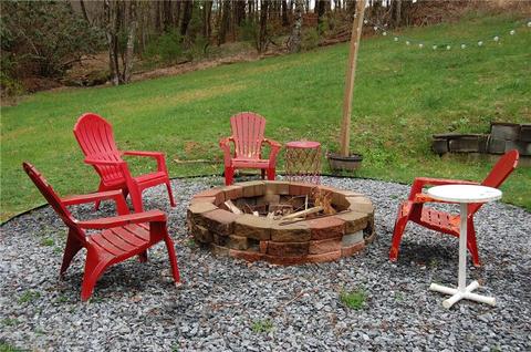 1698 Dewitt Rd, Sparta, NC 28675 photo 4