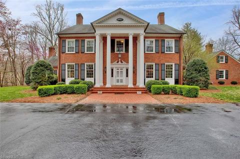 301 Shadow Valley Rd, High Point, NC 27262 photo 3