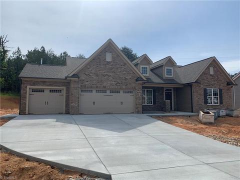 170 Shadow Trl, Clemmons, NC 27012 photo 1